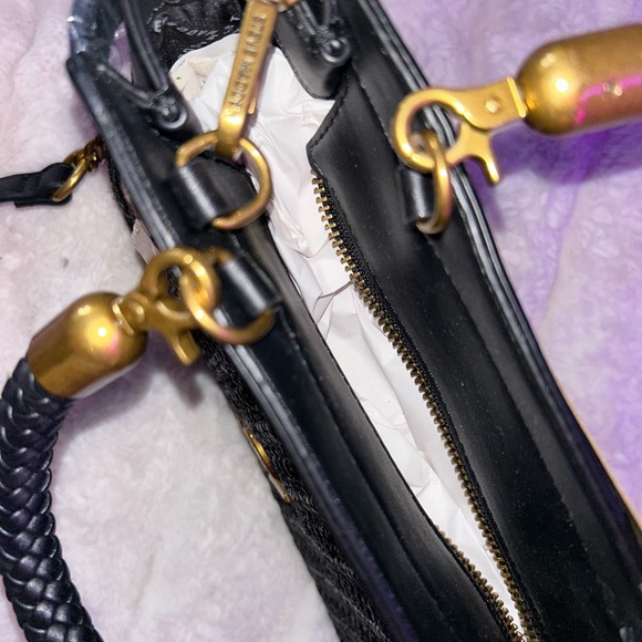 BNWT‼️💘. Black medium sized STEVE MADDEN PURSE - Picture 4 of 4